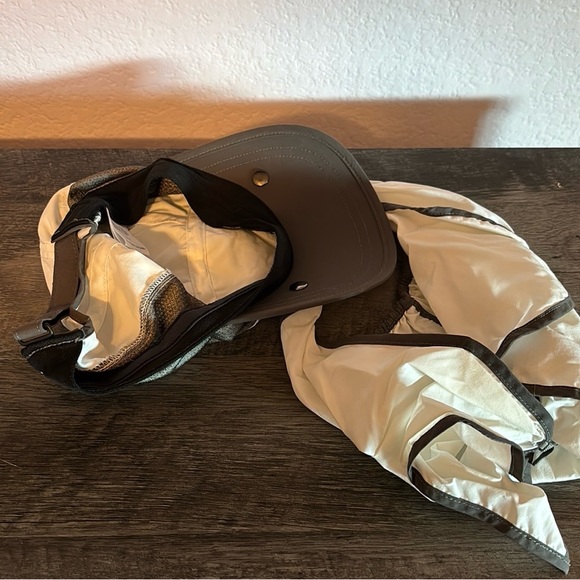 hat - Picture 3 of 3